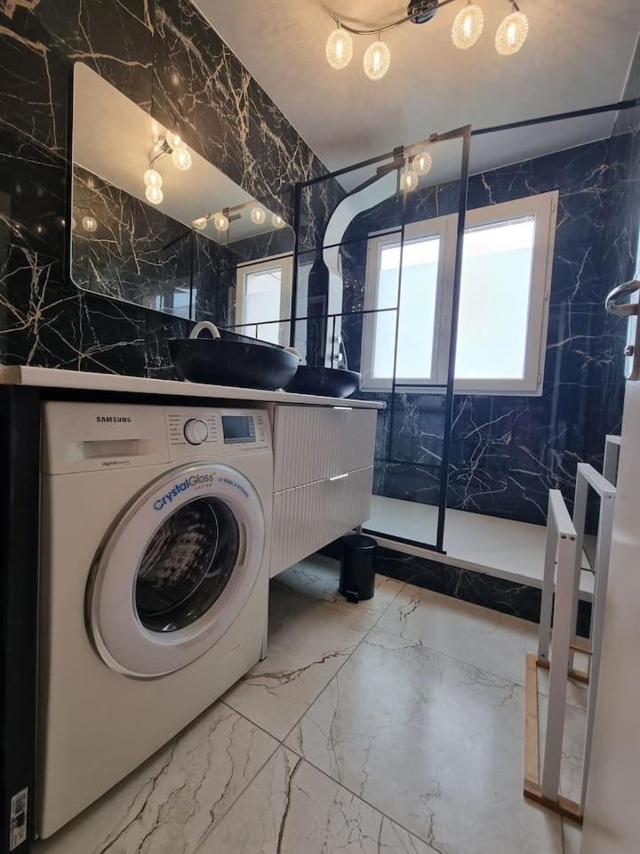 Grand Appartement 3 Chambres Disney - Paris - 82M2 Neuilly-sur-Marne Eksteriør bilde