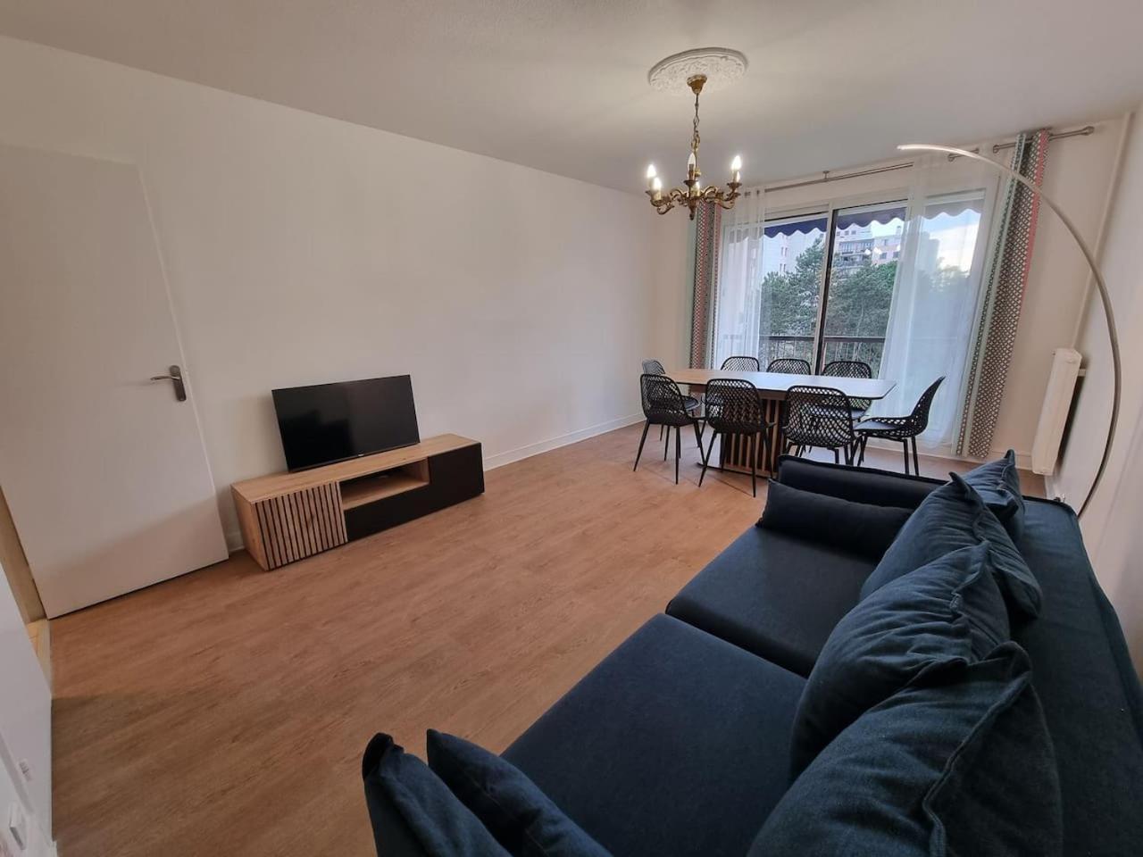 Grand Appartement 3 Chambres Disney - Paris - 82M2 Neuilly-sur-Marne Eksteriør bilde