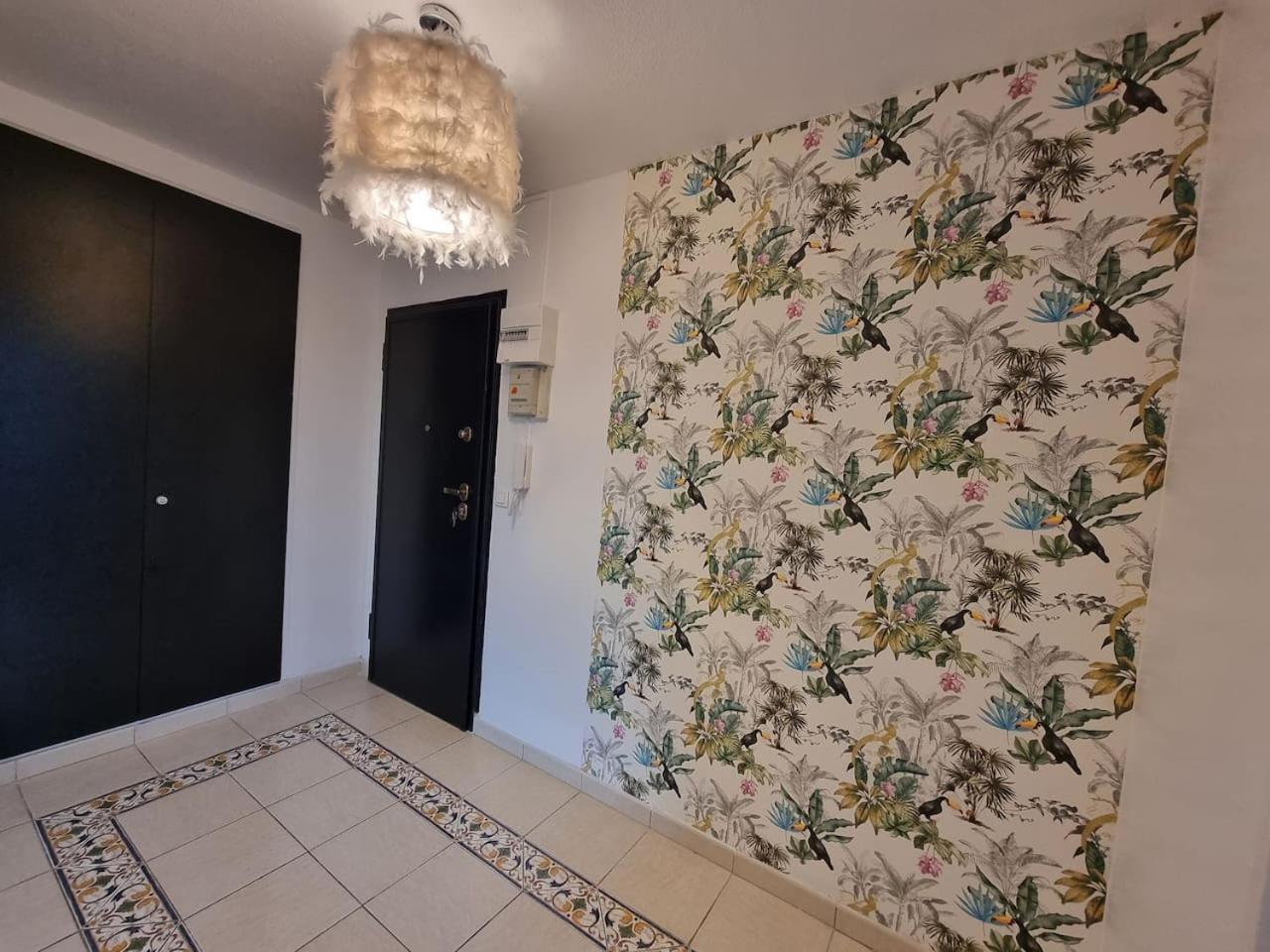 Grand Appartement 3 Chambres Disney - Paris - 82M2 Neuilly-sur-Marne Eksteriør bilde