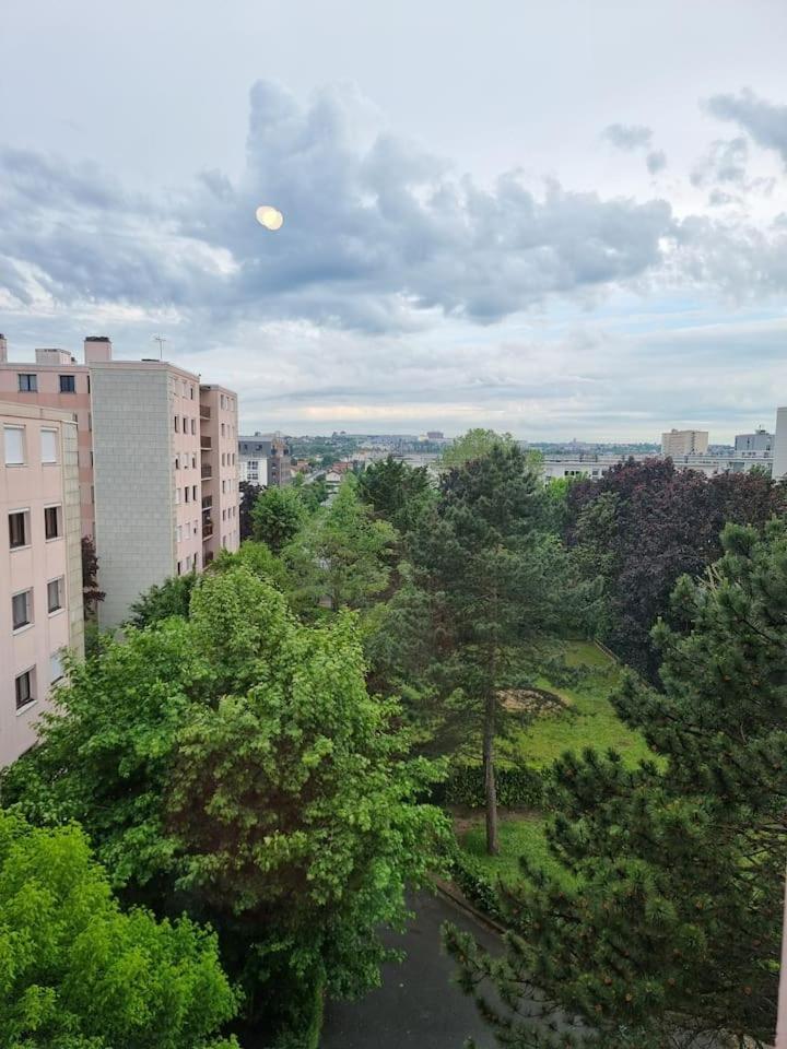 Grand Appartement 3 Chambres Disney - Paris - 82M2 Neuilly-sur-Marne Eksteriør bilde